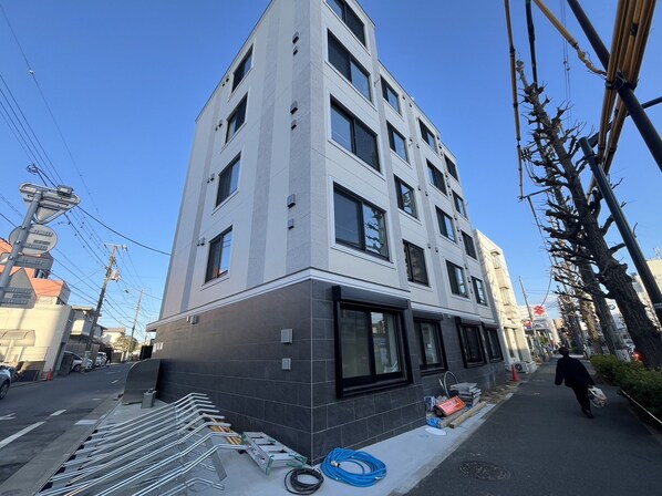 エルファーロ善福寺の物件外観写真